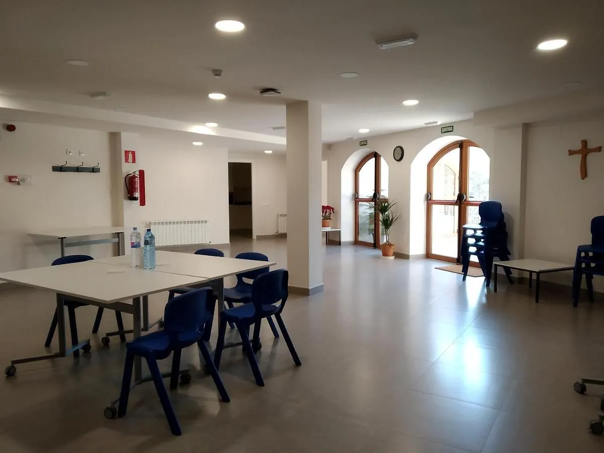 Casa De Colonies Casa Pare Coll Hostel Gombren Spain