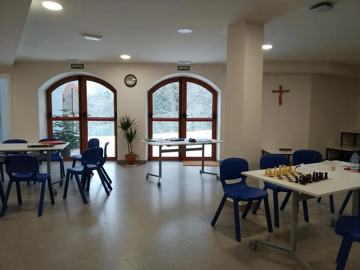 Casa De Colonies Casa Pare Coll Hostel Gombren Spain